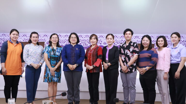 วิทยาลัยชุมชนน่าน จัดการประชุมพัฒนาหลักสูตรผู้สูงวัยทันสมัย ใส่ใจสุขภาพ ภายใต้โครงการ Smart Elderly เส้นทางสู่การเป็นผู้สูงอายุอย่างมีคุณภาพ