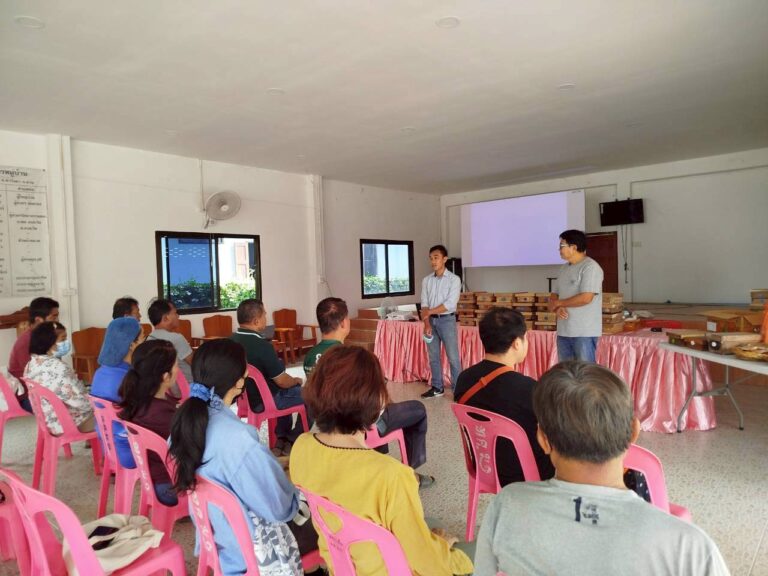 วิทยาลัยชุมชนน่าน จัดอบรมเชิงปฎิบัติการกิจกรรมทบทวนการเลี้ยงผึ้งโพรงป่าและชันโรง ภายใต้โครงการเพิ่มศักยภาพกลุ่มผู้เลี้ยงผึ้งโพรงป่าด้วยแนวคิด BCG MODEL